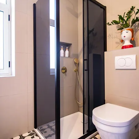 Lux Duje Appartement *