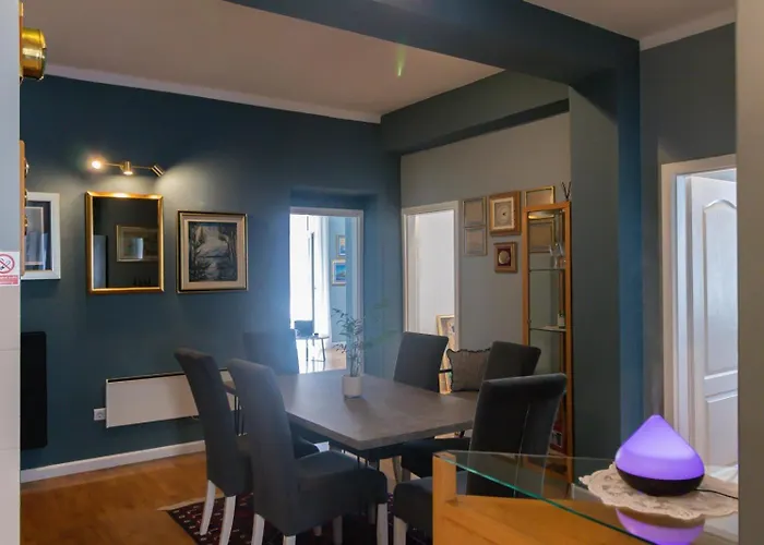 Lux Duje アパート スプリト