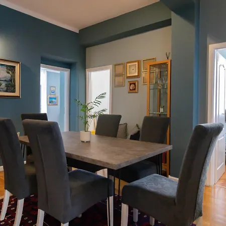 Lux Duje Apartment *