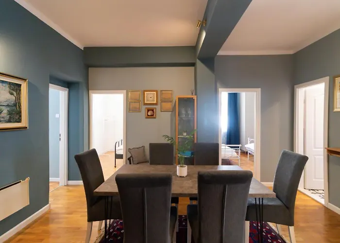 Lux Duje Apartment *